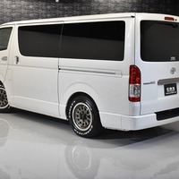 R2年式　ハイエースS-GL DPⅡ　2WD2800cc（ディーゼル車）5人乗車　2.9万ｋｍのサムネイル