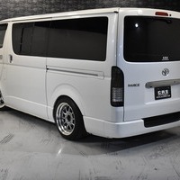 H23年式　ハイエースS-GL　2WD2000cc（ガソリン車）5人乗車　14.5万ｋｍのサムネイル