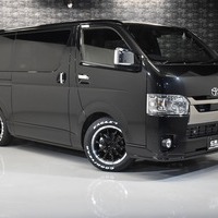 9 ハイエースS-GL DPII 2WD 2000CC ガソリン車 2/5人乗り 即納車オリジナルコンプリートのサムネイル