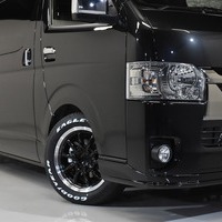 9 ハイエースS-GL DPII 2WD 2000CC ガソリン車 2/5人乗り 即納車オリジナルコンプリートのサムネイル