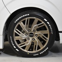 R2年式　ハイエースS-GL DPⅡ　2WD2800cc（ディーゼル車）5人乗車　3.2万ｋｍのサムネイル