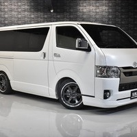 13 ハイエースS-GL DPII 2WD 2800CC ディーゼルターボ車 2/5人乗り 展示車オリジナルコンプリートのサムネイル