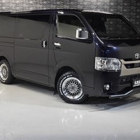 4 ハイエースS-GL DPII 2WD 2800CC ディーゼルターボ車 2/5人乗り 展示車オリジナルコンプリートのサムネイル