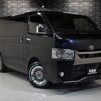 4 ハイエースS-GL DPII 2WD 2800CC ディーゼルターボ車 2/5人乗り 展示車オリジナルコンプリートのサムネイル