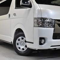 8 ハイエースS-GL DPII 4WD 2800CC ディーゼル車 2/5人乗り 展示車オリジナルコンプリートのサムネイル