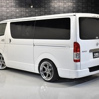 1 ハイエースS-GL DPII 2WD 2000CC ガソリン車 2/5人乗り 即納車オリジナルコンプリートのサムネイル