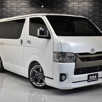 1 ハイエースS-GL DPII 2WD 2000CC ガソリン車 2/5人乗り 展示車オリジナルコンプリートのサムネイル