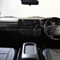 14 ハイエースS-GL DPII 2WD 2000CC ガソリン車 2/5人乗り 展示車オリジナルコンプリートのサムネイル