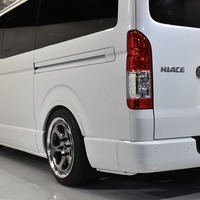 1 ハイエースS-GL DPII 2WD 2000CC ガソリン車 2/5人乗り 展示車オリジナルコンプリートのサムネイル