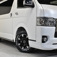 10 ハイエースS-GL DPII 4WD 2800CC ディーゼル車 2/5人乗り 即納車オリジナルコンプリートのサムネイル