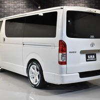 14 ハイエースS-GL DPII 2WD 2000CC ガソリン車 2/5人乗り 展示車オリジナルコンプリートのサムネイル