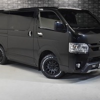 11 ハイエースS-GL DPII 4WD 2800CC ディーゼル車 2/5人乗り 即納車オリジナルコンプリートのサムネイル