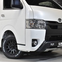 5 ハイエースS-GL DPII 4WD 2800CC ディーゼル車 2/5人乗り 展示車オリジナルコンプリートのサムネイル