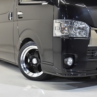 10 ハイエースS-GL DPII 2WD 2800CC ディーゼル車 2/5人乗り 即納オリジナルコンプリートのサムネイル