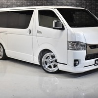 10 ハイエースS-GL DPII 2WD 2000CC ガソリン車 2/5人乗り 即納車オリジナルコンプリートのサムネイル