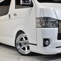 10 ハイエースS-GL DPII 2WD 2000CC ガソリン車 2/5人乗り 即納車オリジナルコンプリートのサムネイル