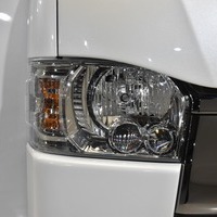 4 ハイエースS-GL DPII 2WD 2000CC ガソリン車 2/5人乗り 即納車オリジナルコンプリートのサムネイル