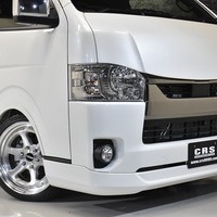 10 ハイエースS-GL DPII 2WD 2000CC ガソリン車 2/5人乗り 即納車オリジナルコンプリートのサムネイル