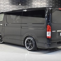 12 ハイエースS-GL DPII 2WD 2000CC ガソリン車 2/5人乗り 即納車オリジナルコンプリートのサムネイル