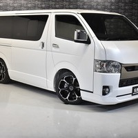 4 ハイエースS-GL DPII 2WD 2000CC ガソリン車 2/5人乗り 即納車オリジナルコンプリートのサムネイル