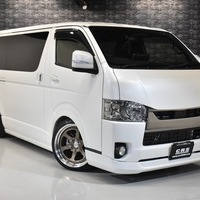 R2年式　ハイエース S-GL DPⅡ　2WD2000cc（ガソリン車）5人乗車　0.5万ｋｍのサムネイル