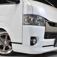 R2年式　ハイエース S-GL DPⅡ　2WD2000cc（ガソリン車）5人乗車　0.5万ｋｍのサムネイル