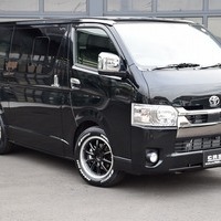 ハイエースDPⅡ 2WD 2000cc ガソリン 2/5人乗り ブラックマイカ ファミリーPKGのサムネイル