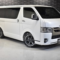 7 ハイエースS-GL DPII 2WD 2000CC ガソリン車 5人乗り 即納車オリジナルコンプリートのサムネイル