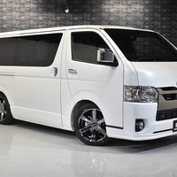 13 ハイエースS-GL DPII 2WD 2800CC ディーゼル車 2/5人乗り 即納車オリジナルコンプリートのサムネイル