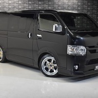 1  ハイエースS-GL DP 2WD 2800CC ディーゼル車 5人乗り 即納車オリジナルコンプリートのサムネイル