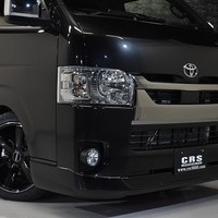 11 ハイエースS-GL DP 2WD 2800CC ディーゼル車 5人乗り 即納車オリジナルコンプリートのサムネイル