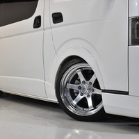 R3年式 ハイエース S-GL DPⅡ 2WD 2000㏄（ガソリン車）５人乗車 0.9万㎞のサムネイル