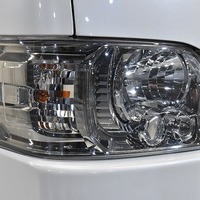 R2年式　ハイエースS-GL DPⅡ　2WD2800cc（ディーゼル車）5人乗車　4.7万ｋｍのサムネイル