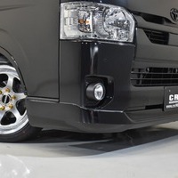 1  ハイエースS-GL DP 2WD 2800CC ディーゼル車 5人乗り 即納車オリジナルコンプリートのサムネイル