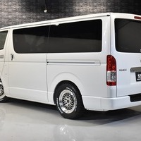 2 ハイエースS-GL DP 2WD 2000CC ガソリン車 5人乗りオリジナルコンプリートのサムネイル