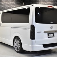 R2年式 ハイエース S-GL DP-Ⅱ 2WD 2000㏄（ガソリン車）５人乗車 1.1万㎞のサムネイル