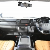 H28年式 レジアスエース S-GL DP 2WD 3000㏄（ディーゼル車）5人乗車 6.8万㎞のサムネイル