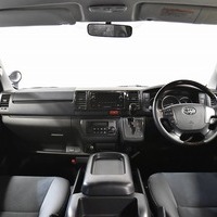 H28年式 レジアスエース S-GL DP 2WD 3000㏄（ディーゼル車）5人乗車 5.6万㎞のサムネイル