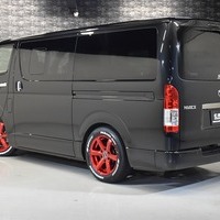 16 ハイエース S-GL DPII 2WD 2000CC ガソリン車 5人乗り 即納車オリジナルコンプリートのサムネイル