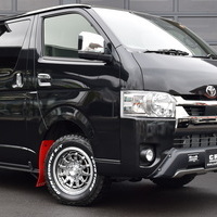 ハイエースDPⅡ 4WD 2800cc ディーゼル 2/5人乗り ブラックマイカ JUNYA STYLEのサムネイル