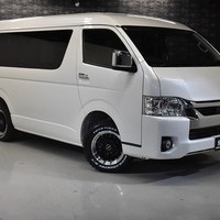 9 ハイエース ワゴンGL 2WD 2700CC ガソリン車 10人乗り 即納車オリジナルコンプリートのサムネイル