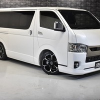 14 ハイエース S-GL DPⅡ 2WD 2000CC ガソリン車 5人乗り 即納車オリジナルコンプリートのサムネイル