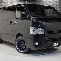 17 ハイエース S-GL DPⅡ 2WD 2800CC ディーゼル車 5人乗りオリジナルコンプリートのサムネイル