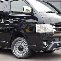 ハイエースDPⅡ 4WD 2800cc ディーゼル 2/5人乗り ブラックマイカ フィジカルJUNYAのサムネイル