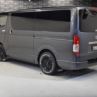 平成29年式 ハイエース S-GL DP 4WD 3000cc（ディーゼル車）5人乗車　2.3万ｋｍのサムネイル
