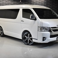 8 ベッドキット ハイエース ワゴンGL 2WD 2,700CC ガソリン車 10人乗り 即納車両のサムネイル