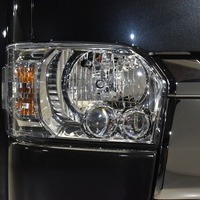 6 ワイルドパッケージ ハイエース S-GL DPⅡ 2WD 2800CC ディーゼル車 5人乗りのサムネイル