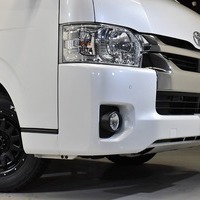 令和2年式 ハイエース ワゴンGL 2WD 2,700cc  (ガソリン車) 10人乗車　3.87万ｋｍのサムネイル