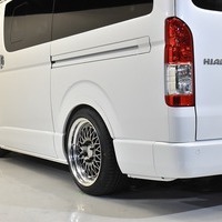 1 ハイエース S-GL DPⅡ 2WD 2000CC ガソリン車 5人乗り 即納車オリジナルコンプリートのサムネイル