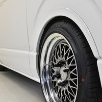 1 ハイエース S-GL DPⅡ 2WD 2000CC ガソリン車 5人乗り 即納車オリジナルコンプリートのサムネイル